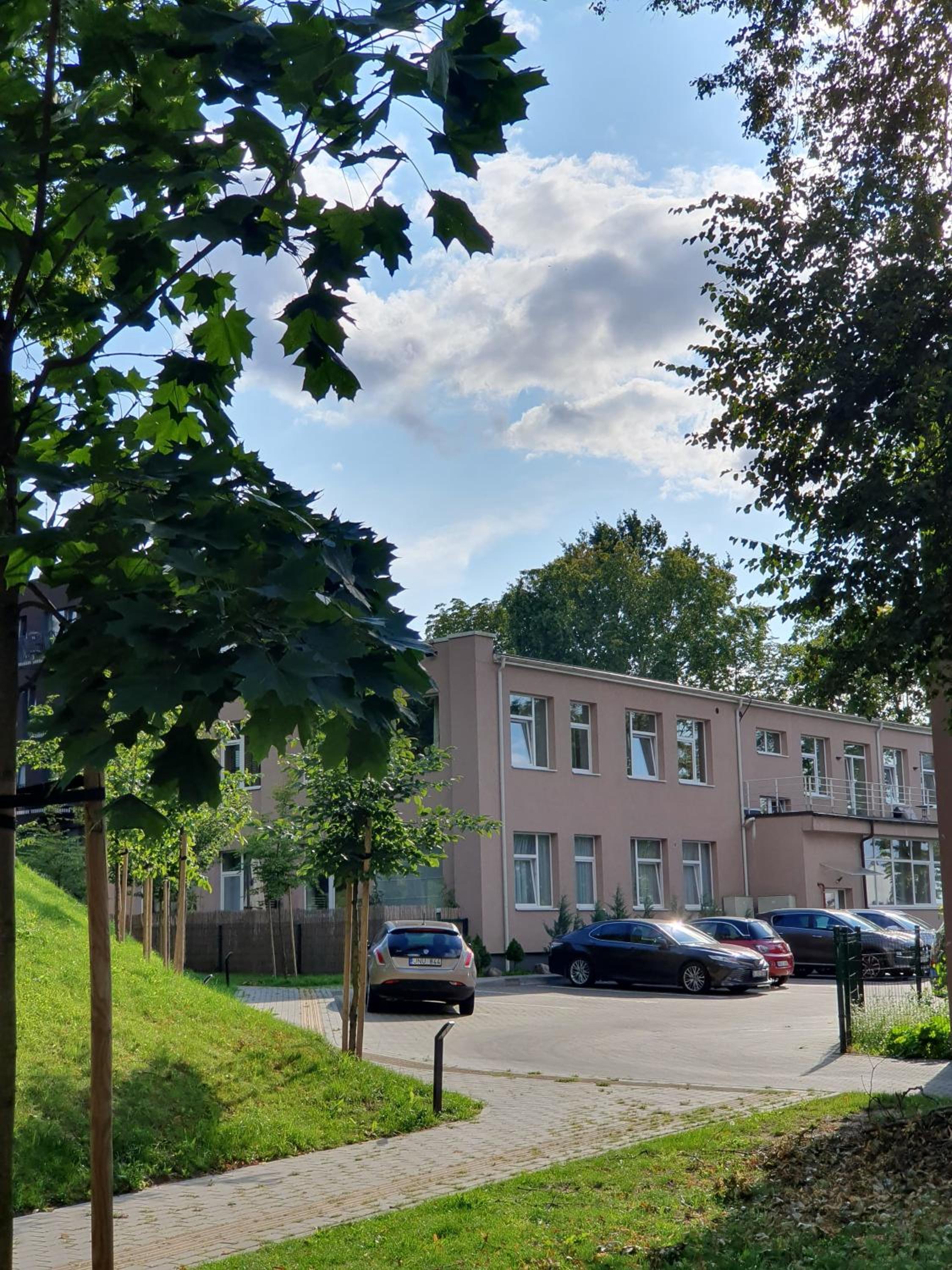 Photo 18