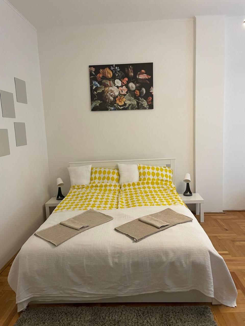 Julia Apartman