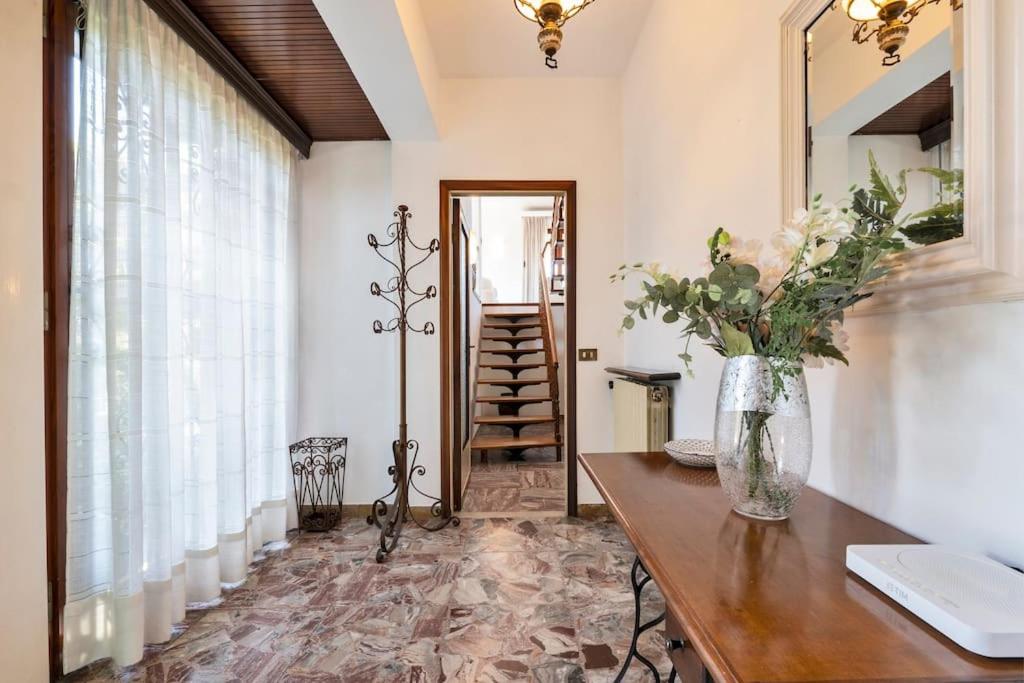 Golden Luxe - Quiete Villa,exclusive Garden in Forte dei Marmi
