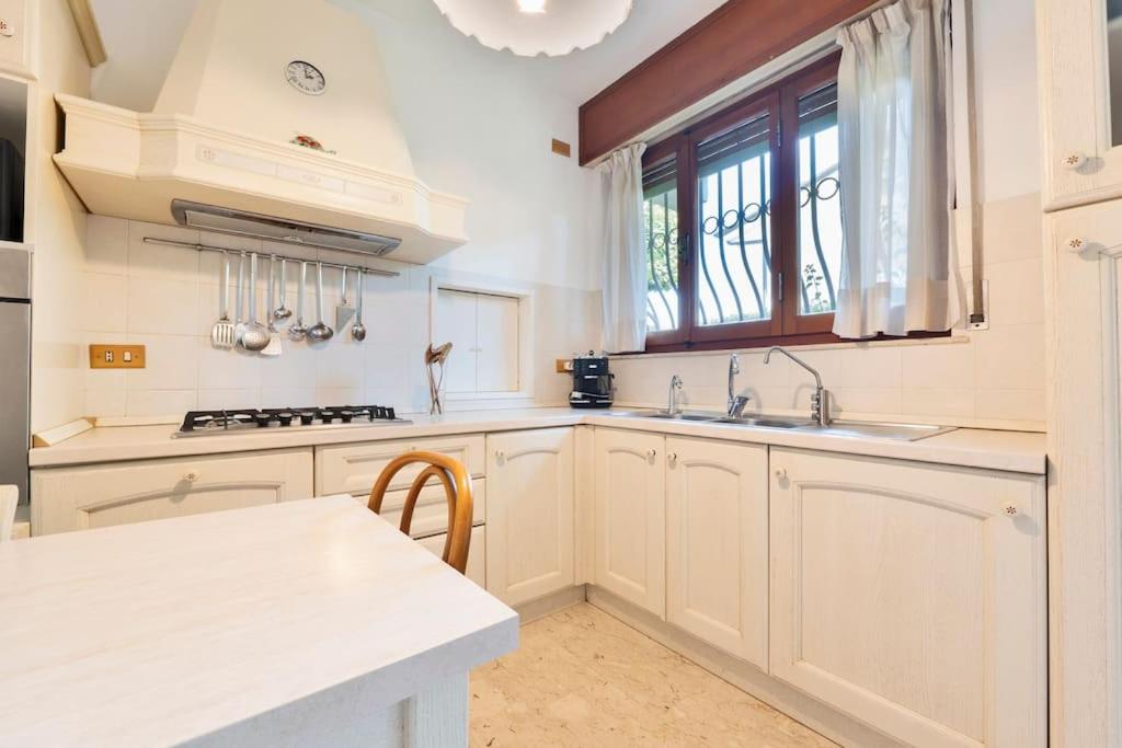 Golden Luxe - Quiete Villa,exclusive Garden in Forte dei Marmi