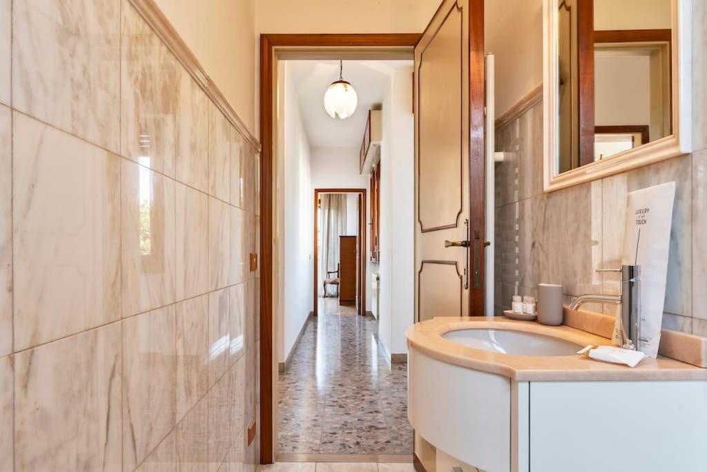 Golden Luxe - Quiete Villa,exclusive Garden in Forte dei Marmi