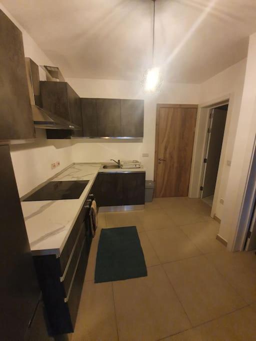 Prime Area 1 Bed Apt St Julians photo 2