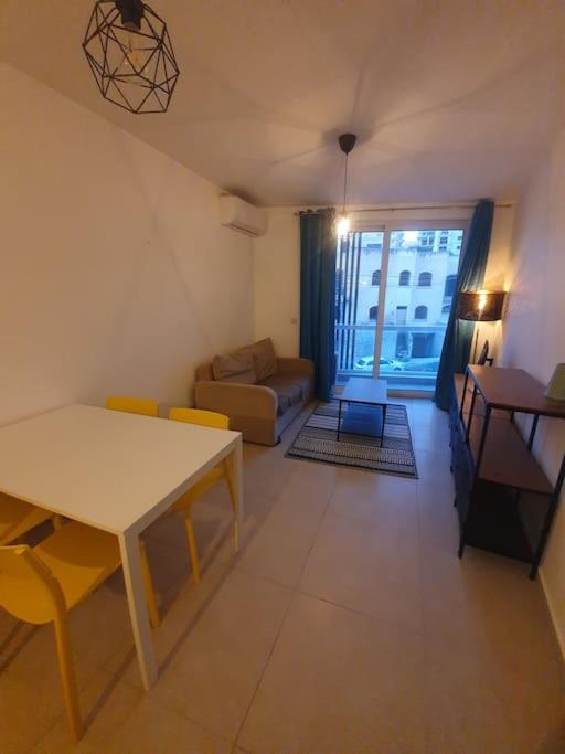 Prime Area 1 Bed Apt St Julians photo 5