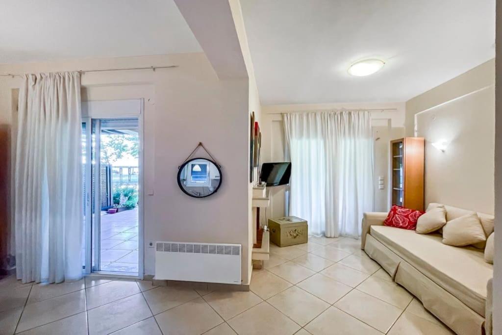 Artemis Villa