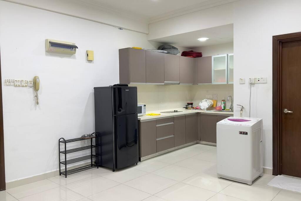 Luxury 2BR2BR service Apartment at Regalia Residence KL