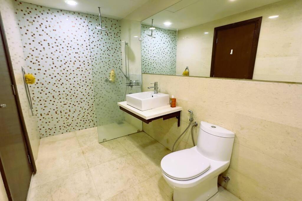 Luxury 2BR2BR service Apartment at Regalia Residence KL
