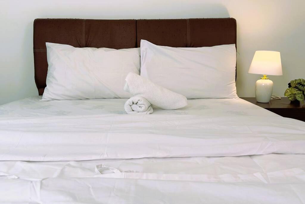 Luxury 2BR2BR service Apartment at Regalia Residence KL