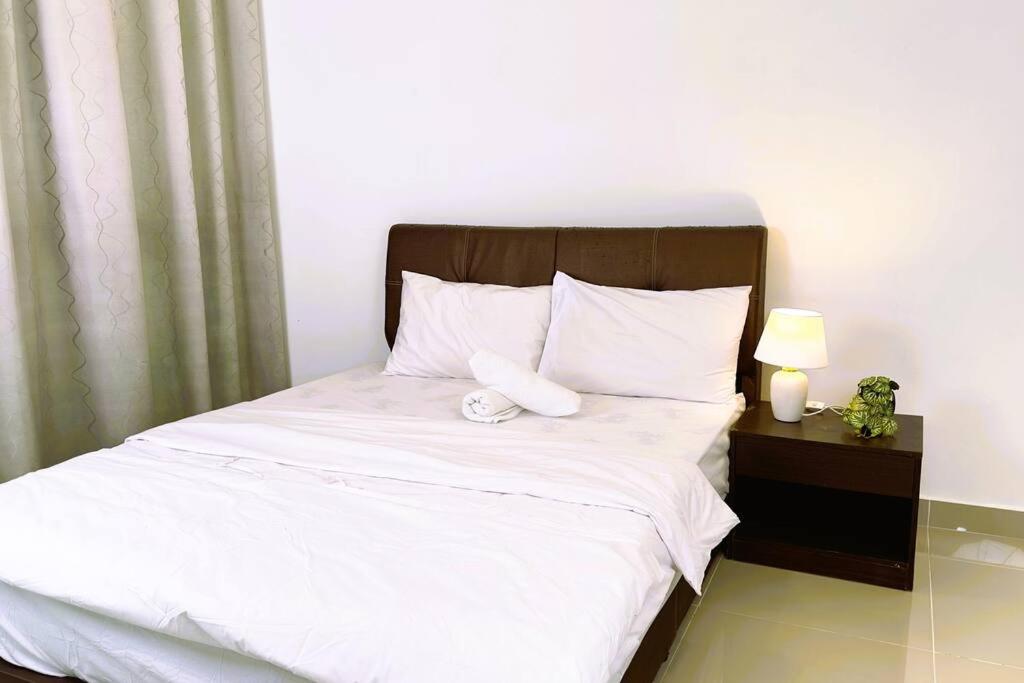 Luxury 2BR2BR service Apartment at Regalia Residence KL