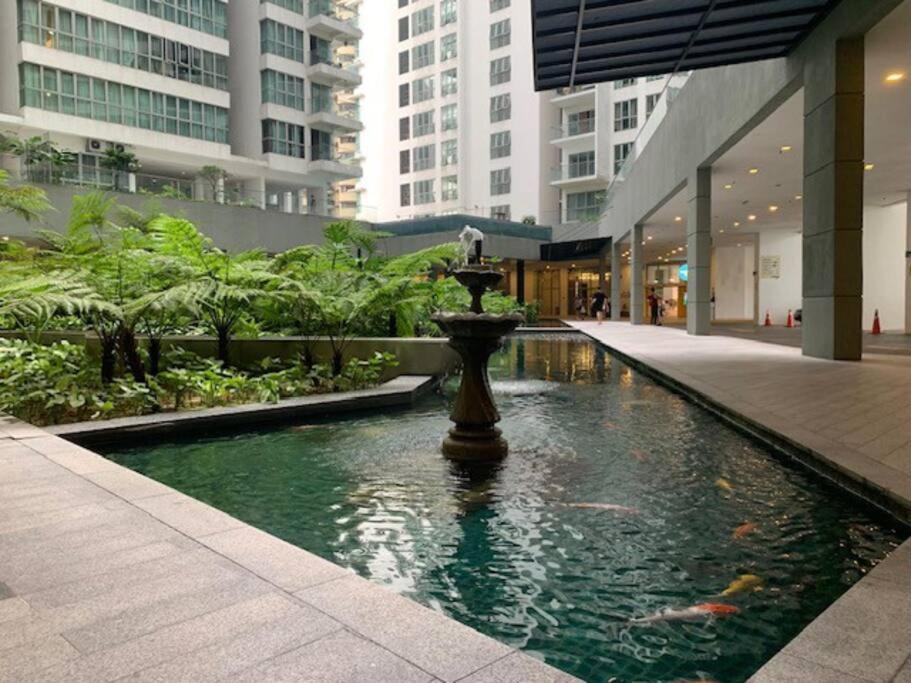 Luxury 2BR2BR service Apartment at Regalia Residence KL