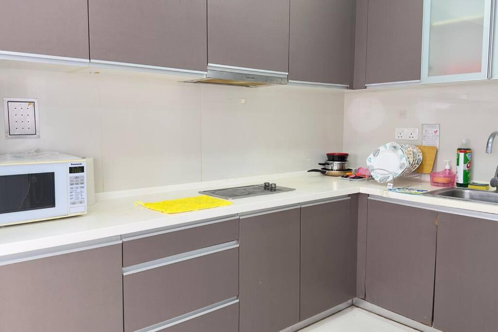 Luxury 2BR2BR service Apartment at Regalia Residence KL