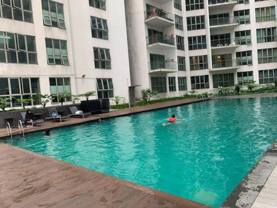 Luxury 2BR2BR service Apartment at Regalia Residence KL