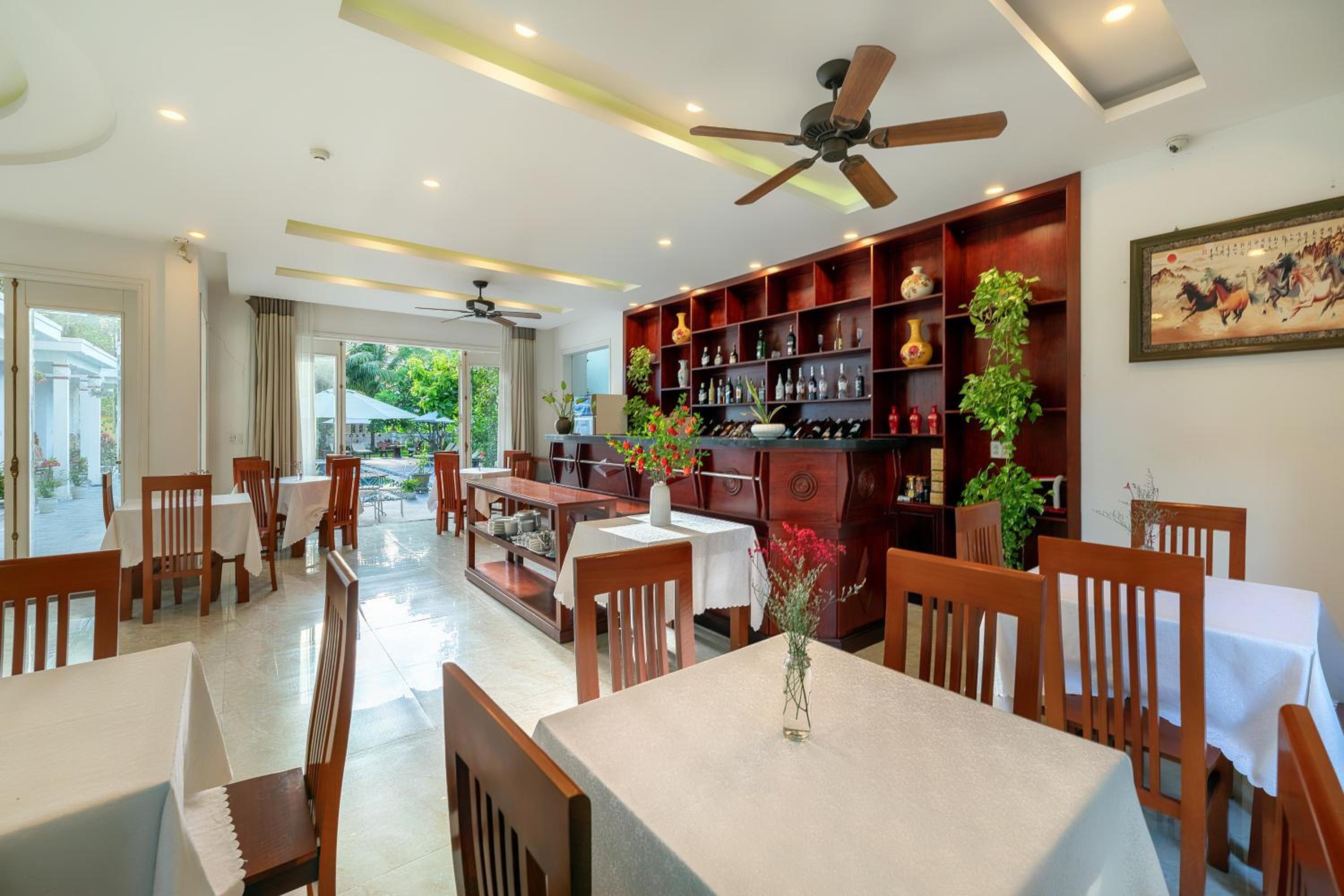 Hoi An Palmy Villa