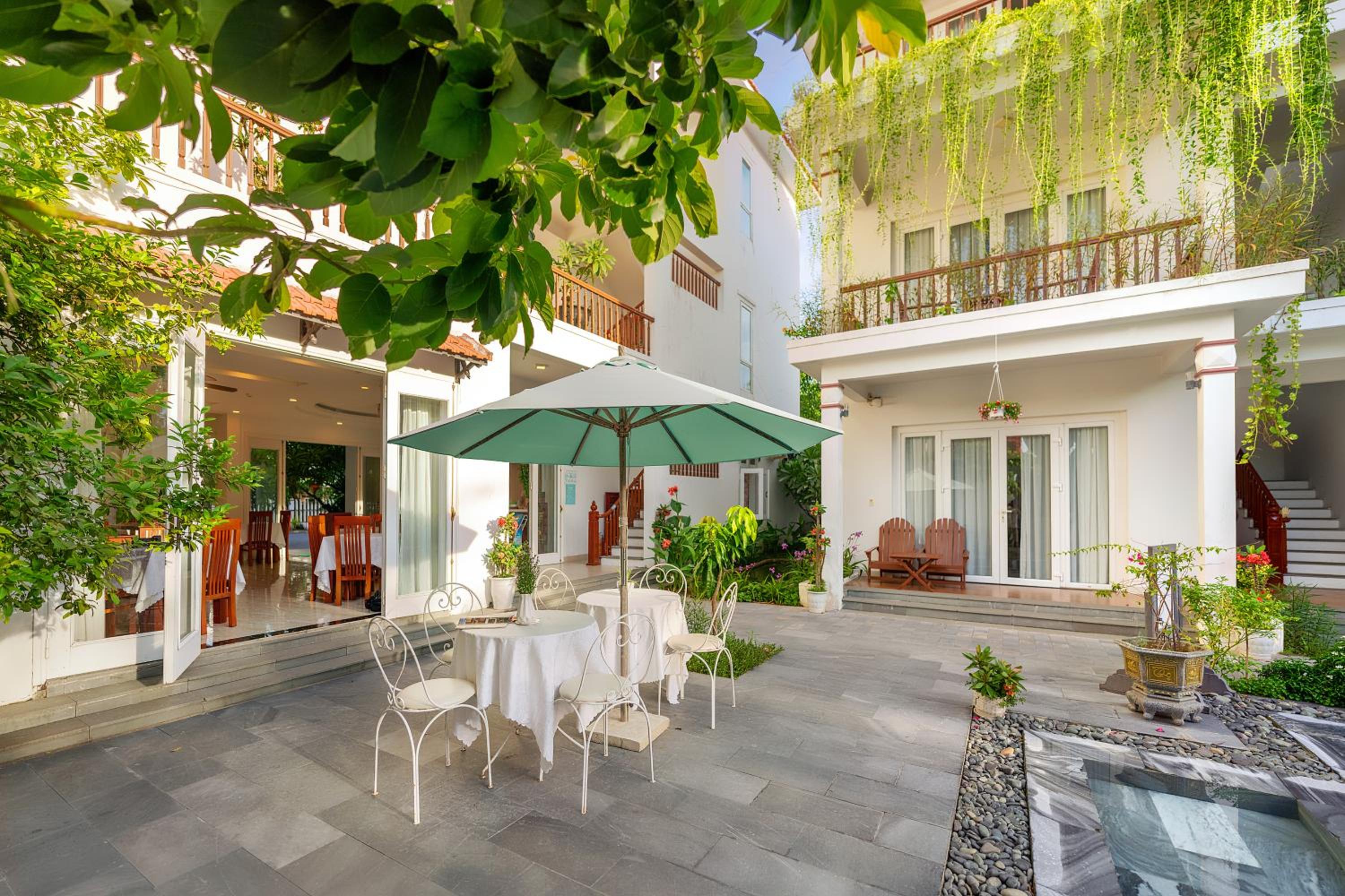 Hoi An Palmy Villa