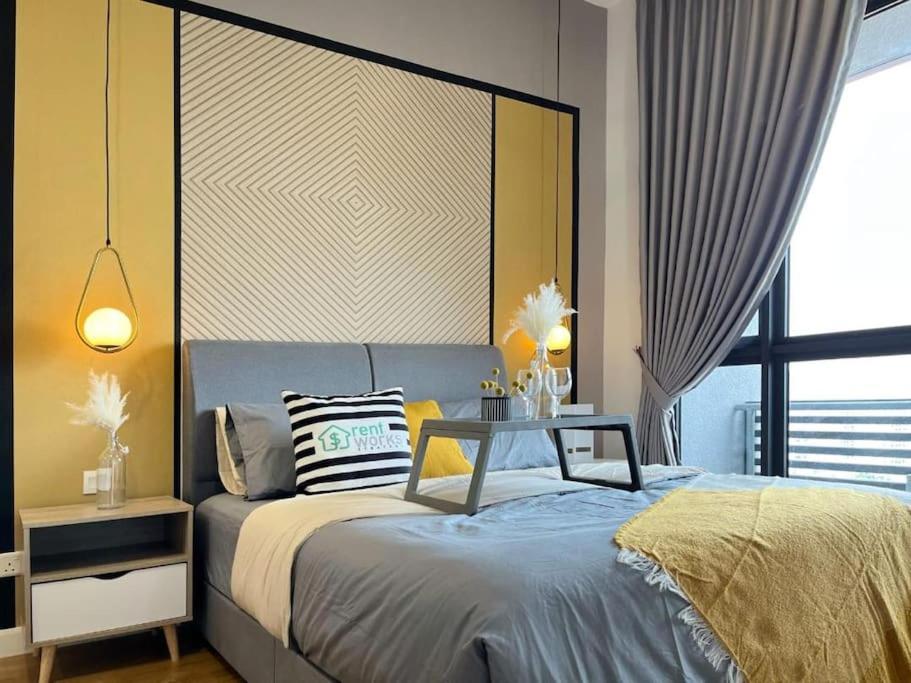 Lemon Loft 2BR opposite MyTown near TRX by RumaBnB