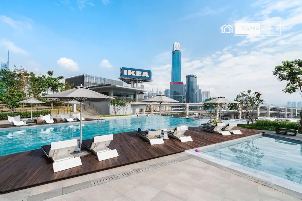 Lemon Loft 2BR opposite MyTown near TRX by RumaBnB