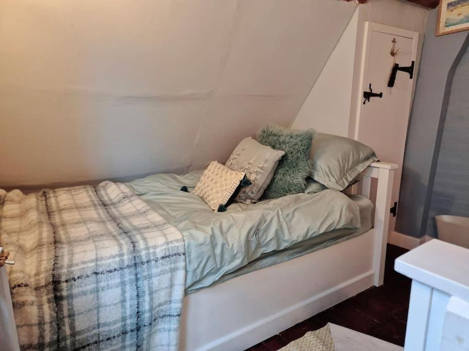 Shoemakers Cottage, Halesworth