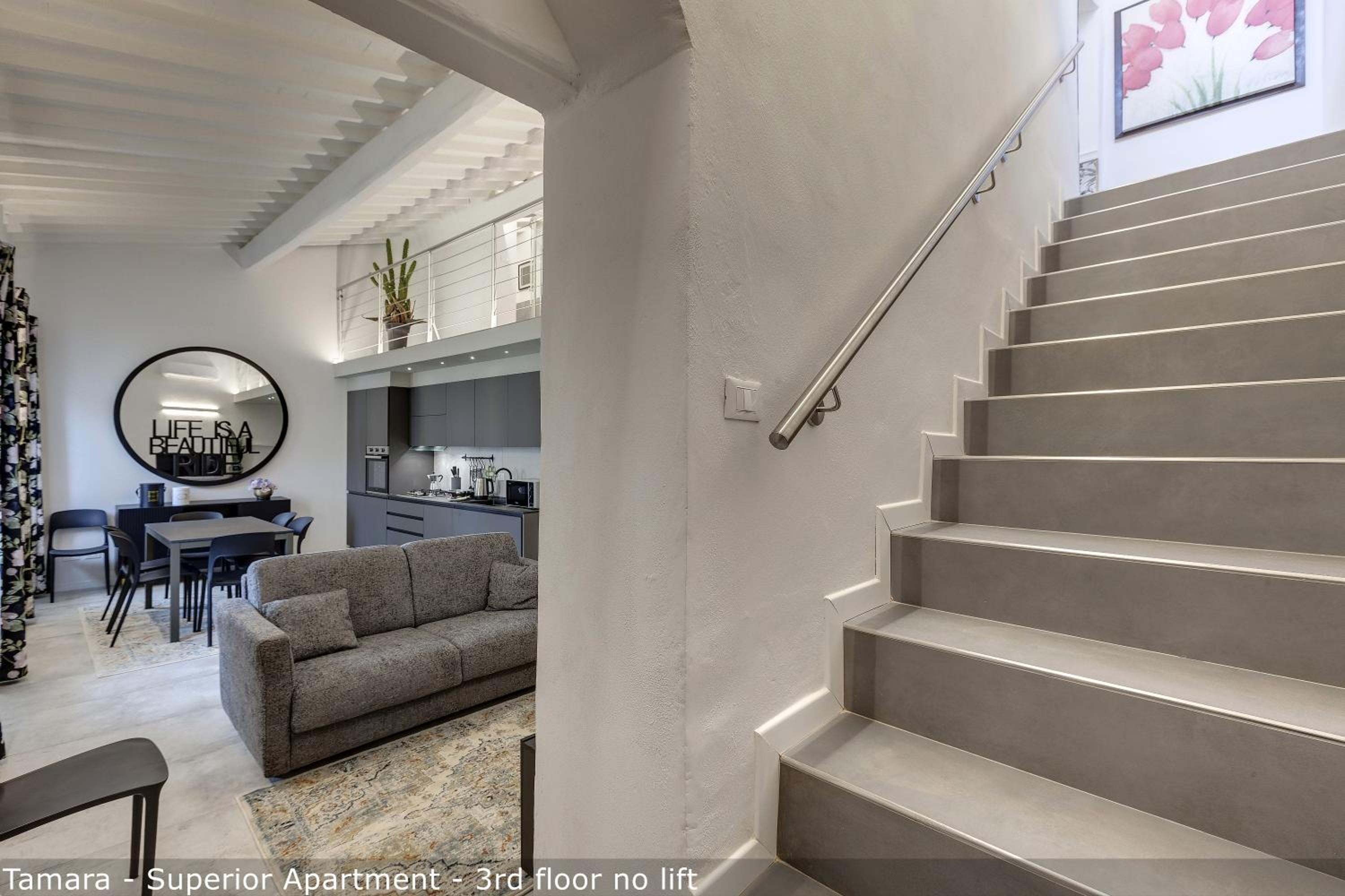 Tamara & Clotilde Apartments by Mamo Florence