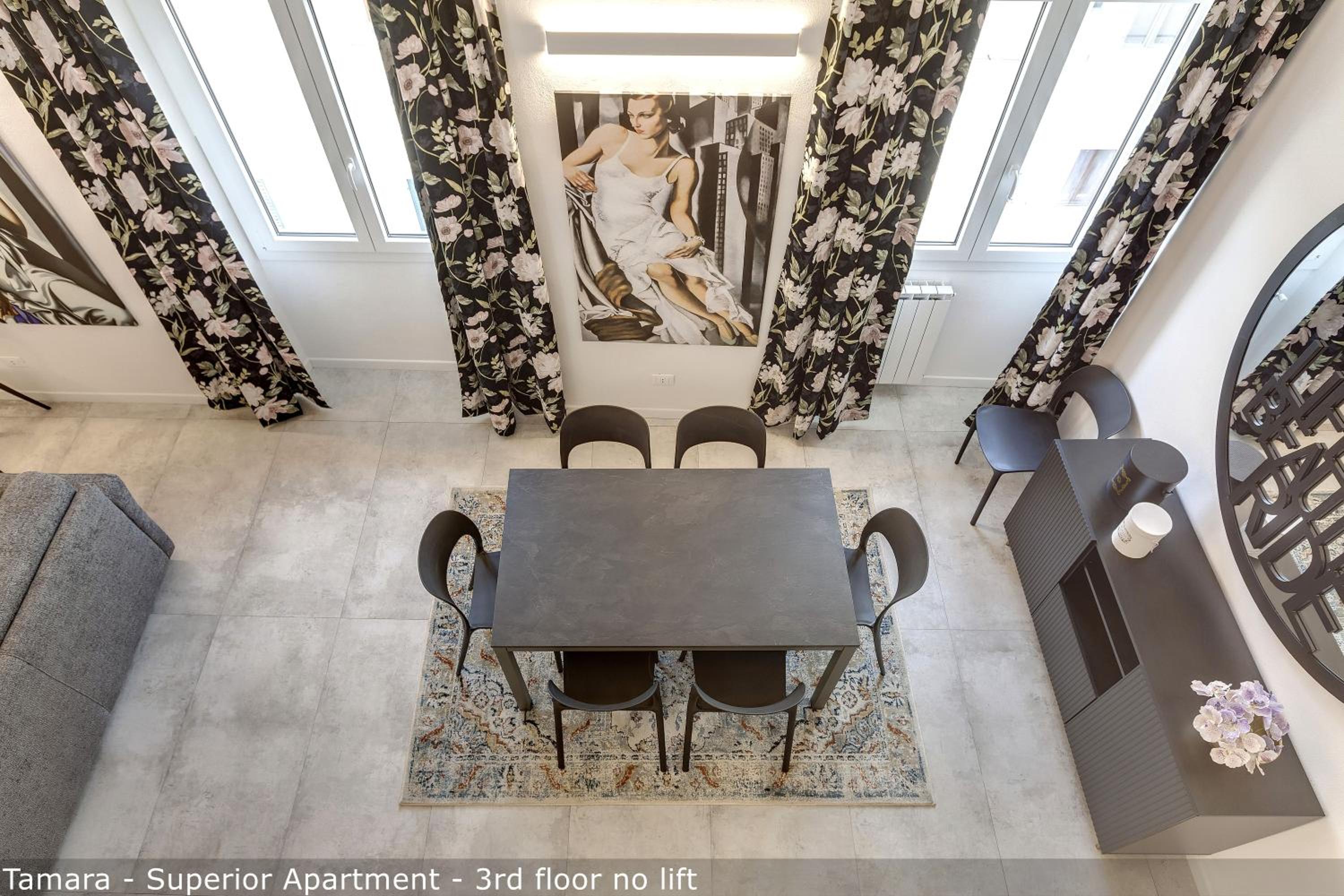 Tamara & Clotilde Apartments by Mamo Florence