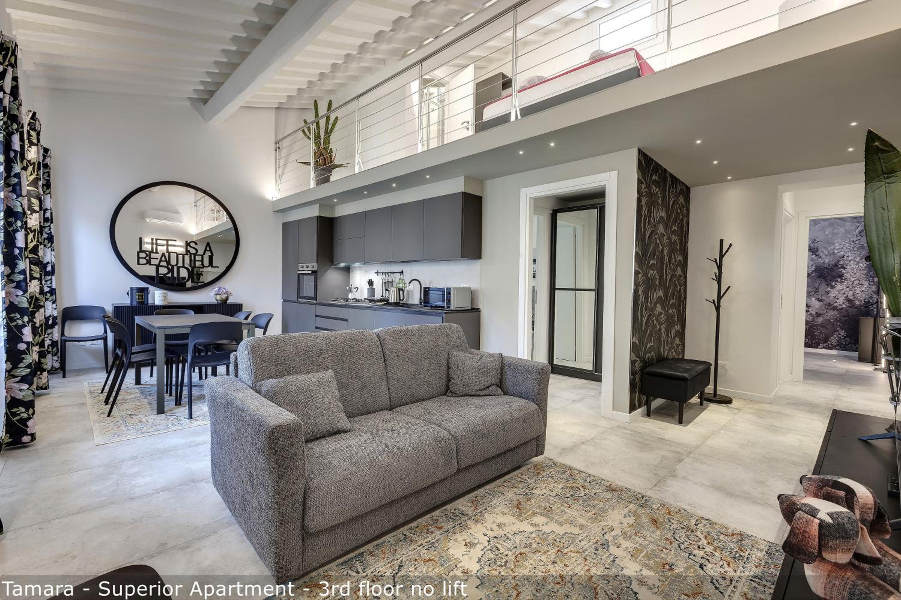 Tamara & Clotilde Apartments by Mamo Florence