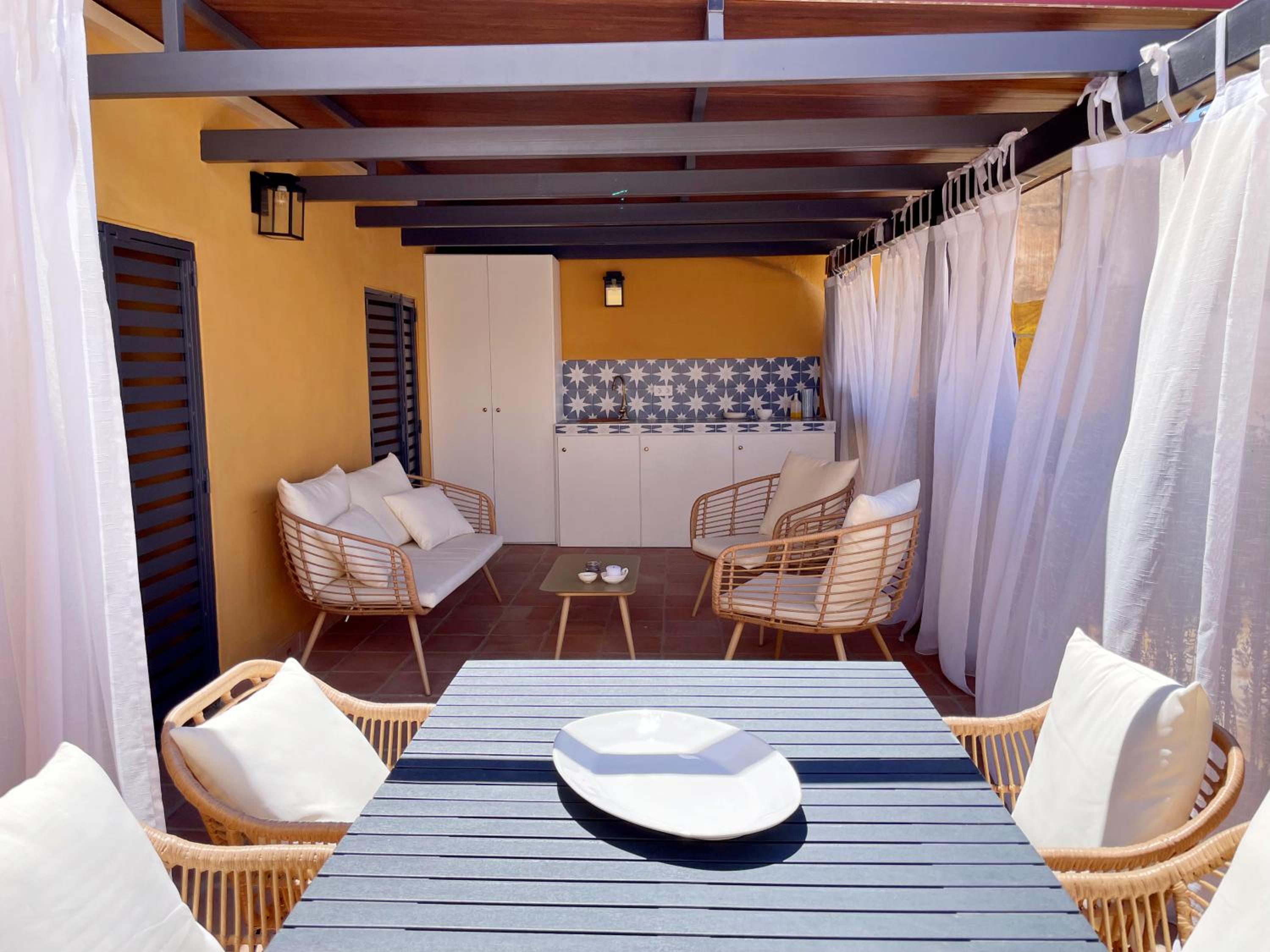 Ático con terraza en La Goleta photo 4