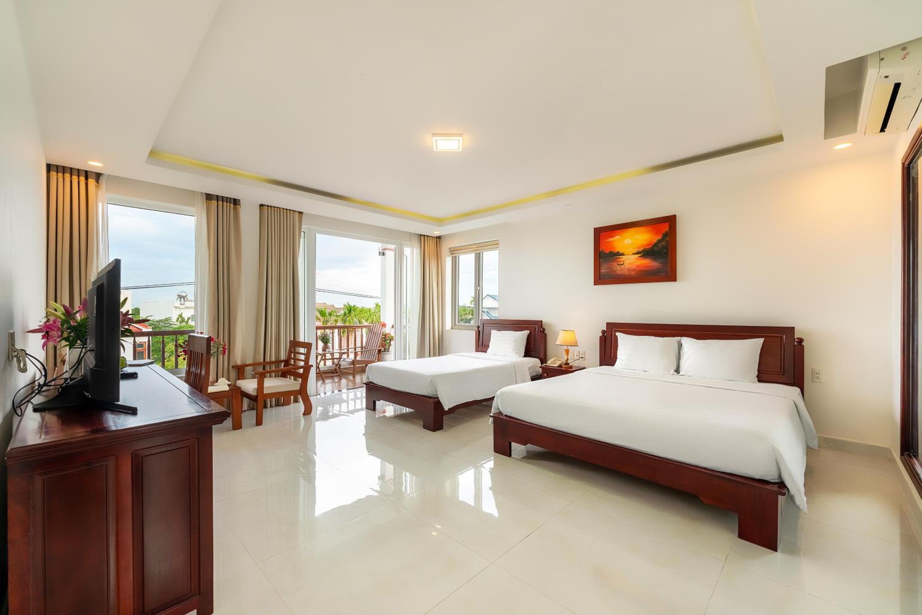 Hoi An Palmy Villa