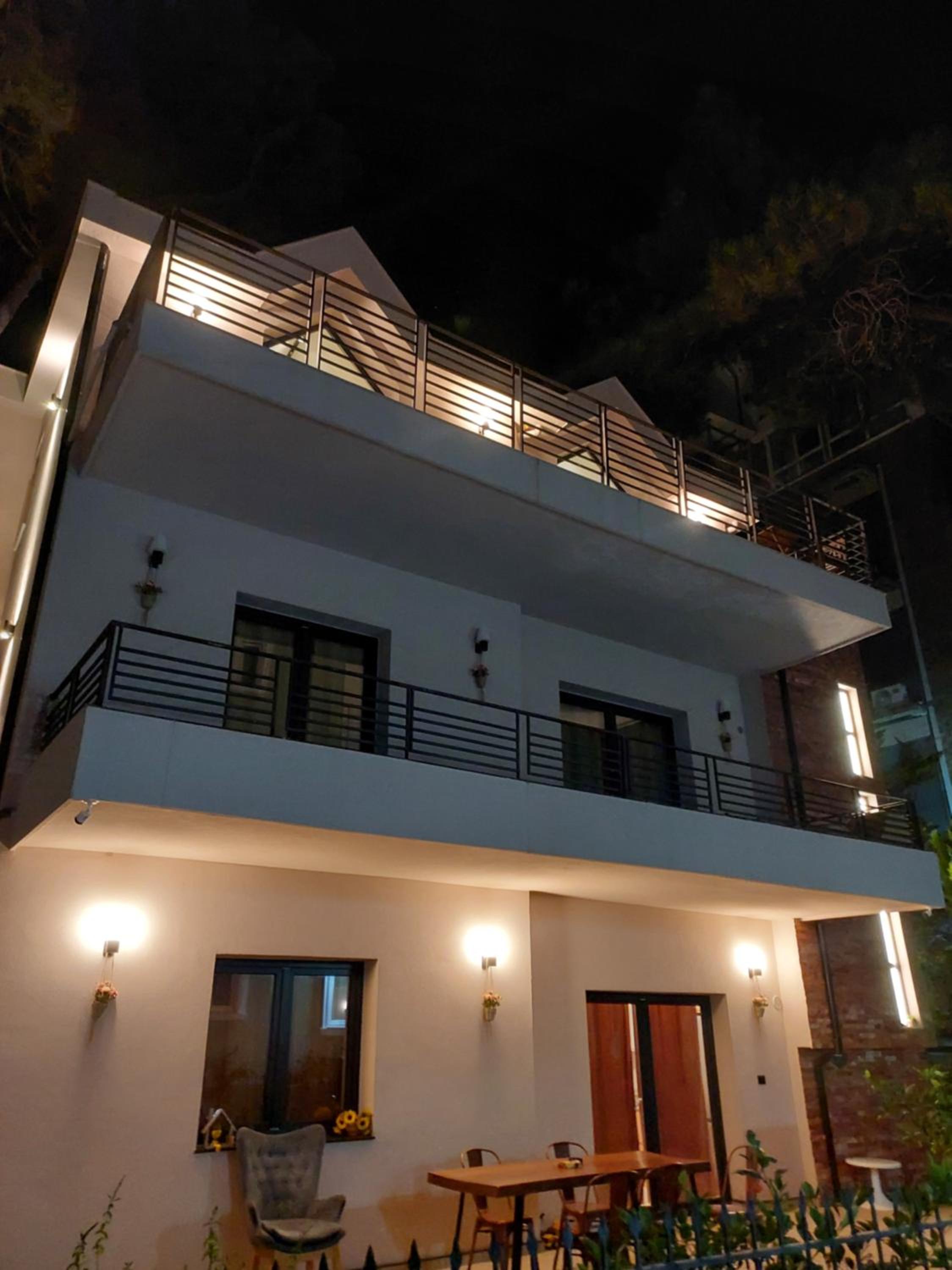 Nio Planet Villa Golem, Durrës