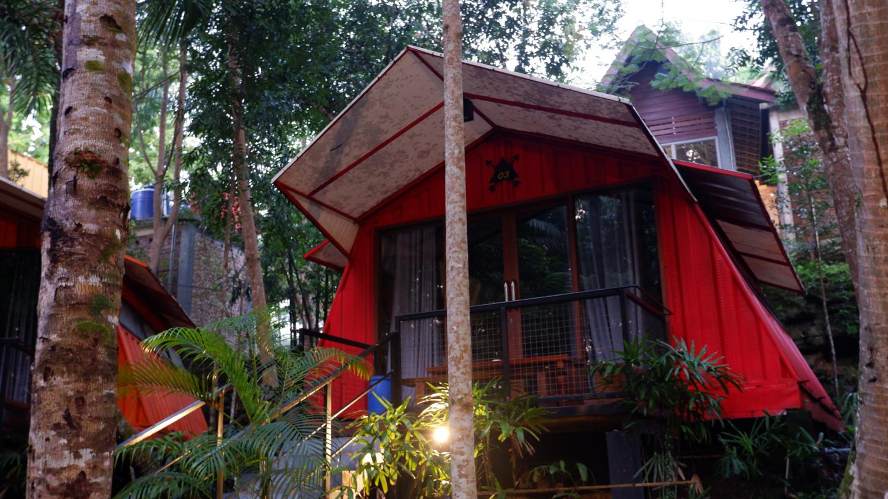 Hau Eco Lodges Citumang Pangandaran