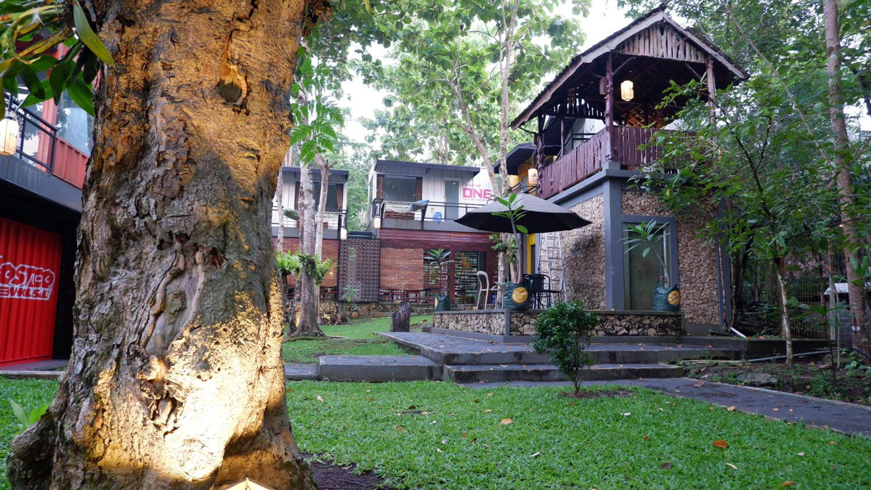 Hau Eco Lodges Citumang Pangandaran