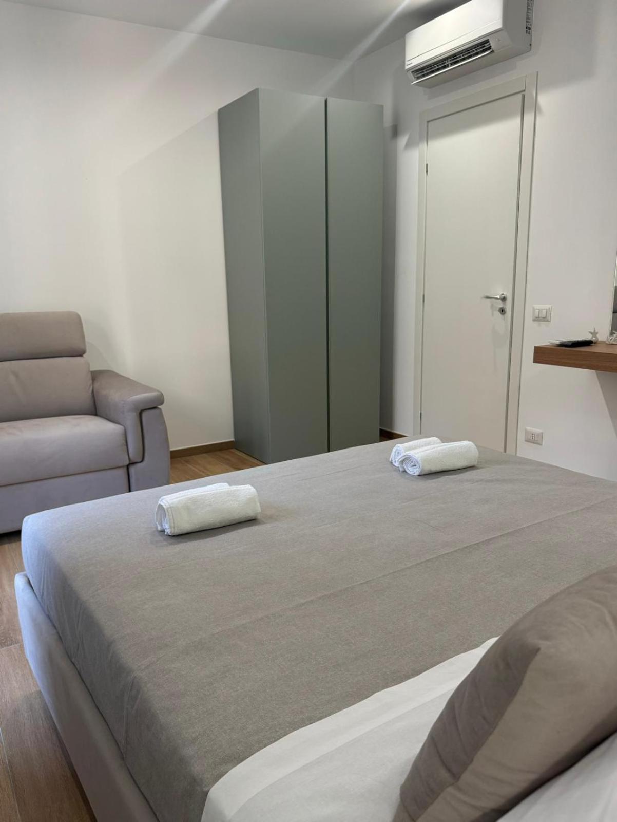 BeNevra Apartment