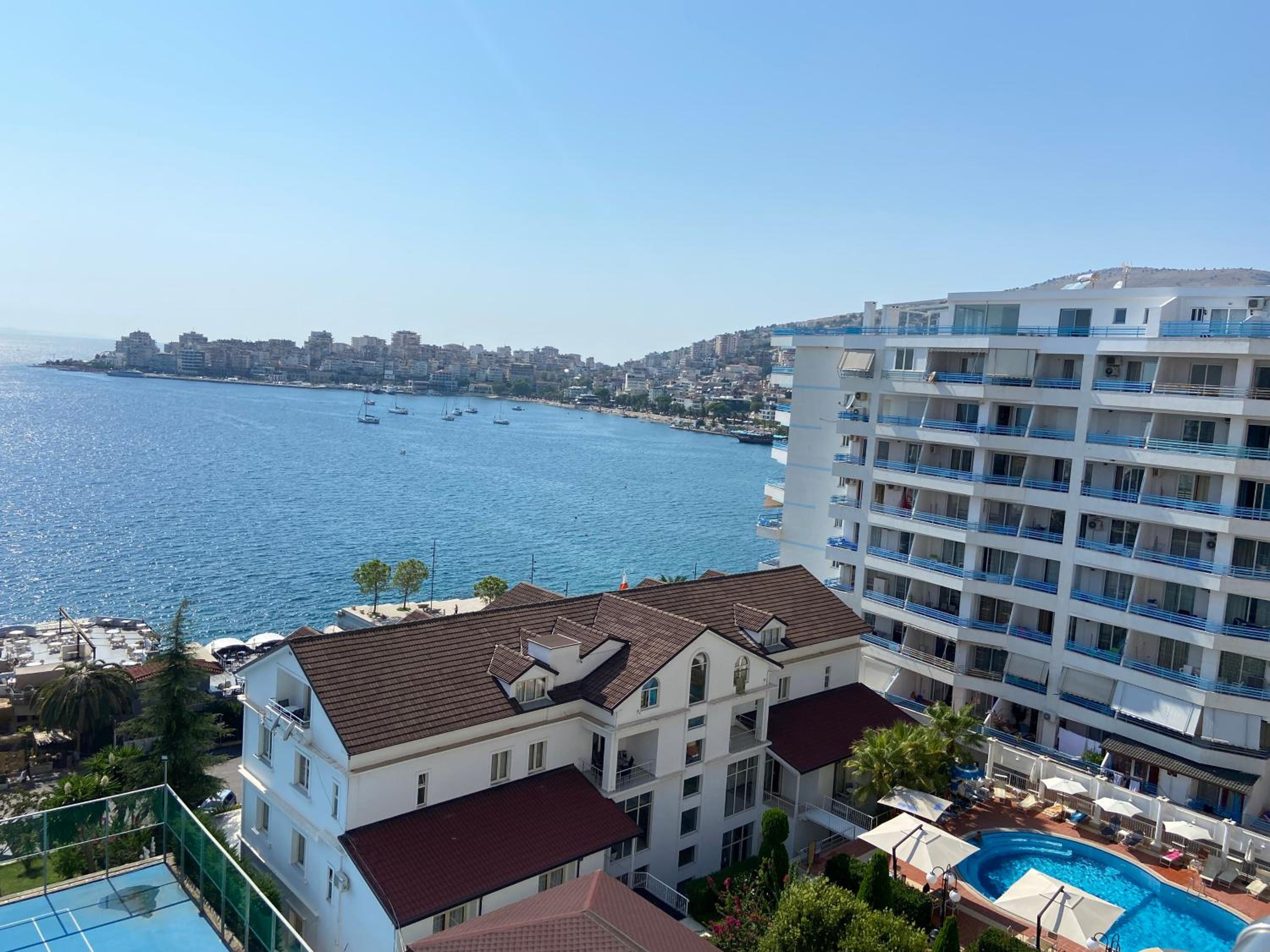 Lovely Seaview Apartment Saranda - 70m from Beach