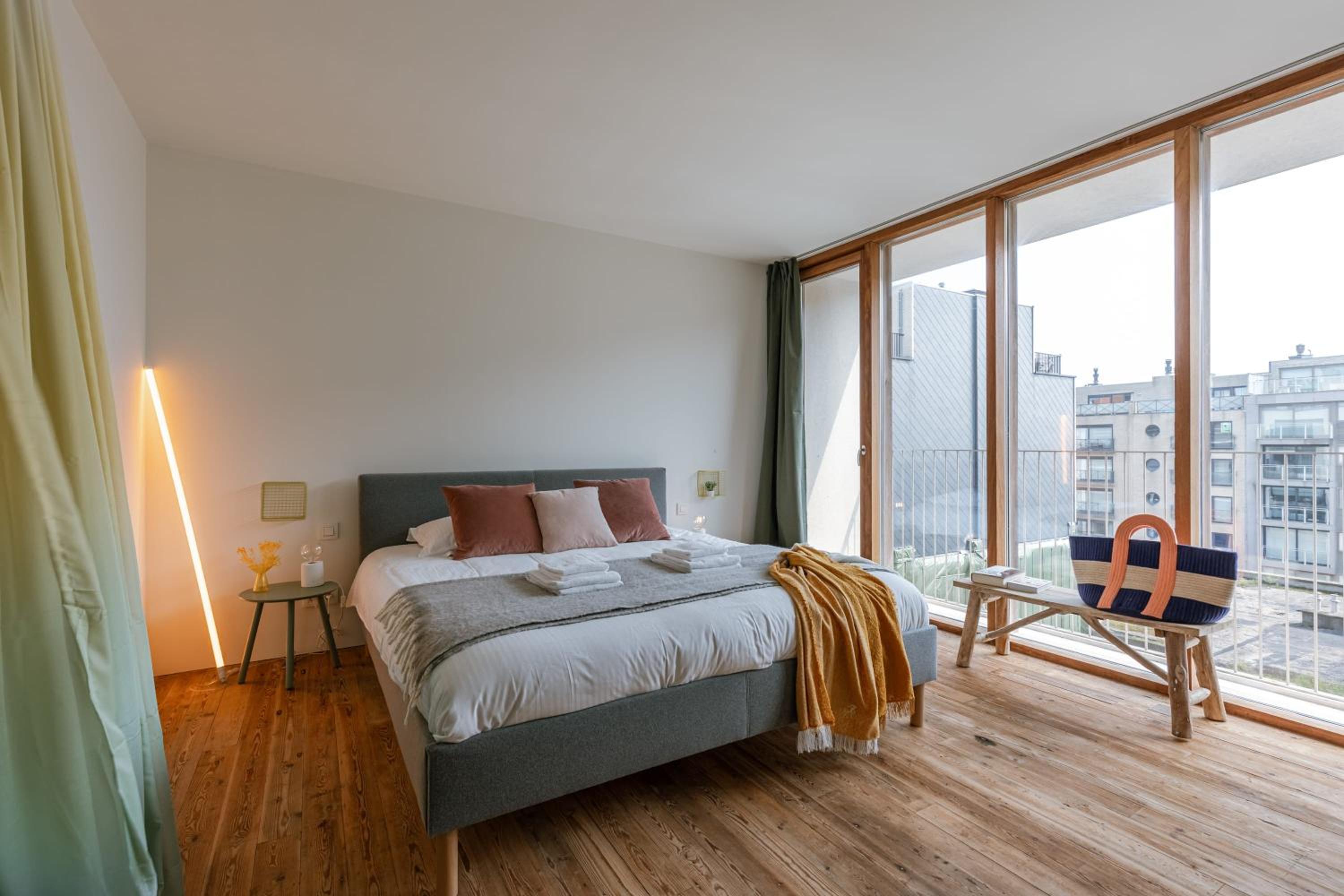 Triplex apartment with terraces and sea view