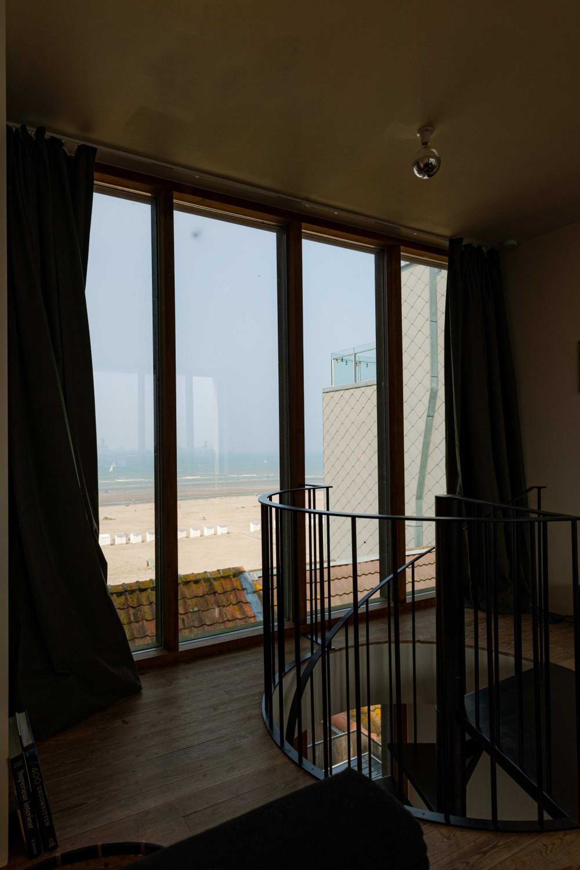 Triplex apartment with terraces and sea view