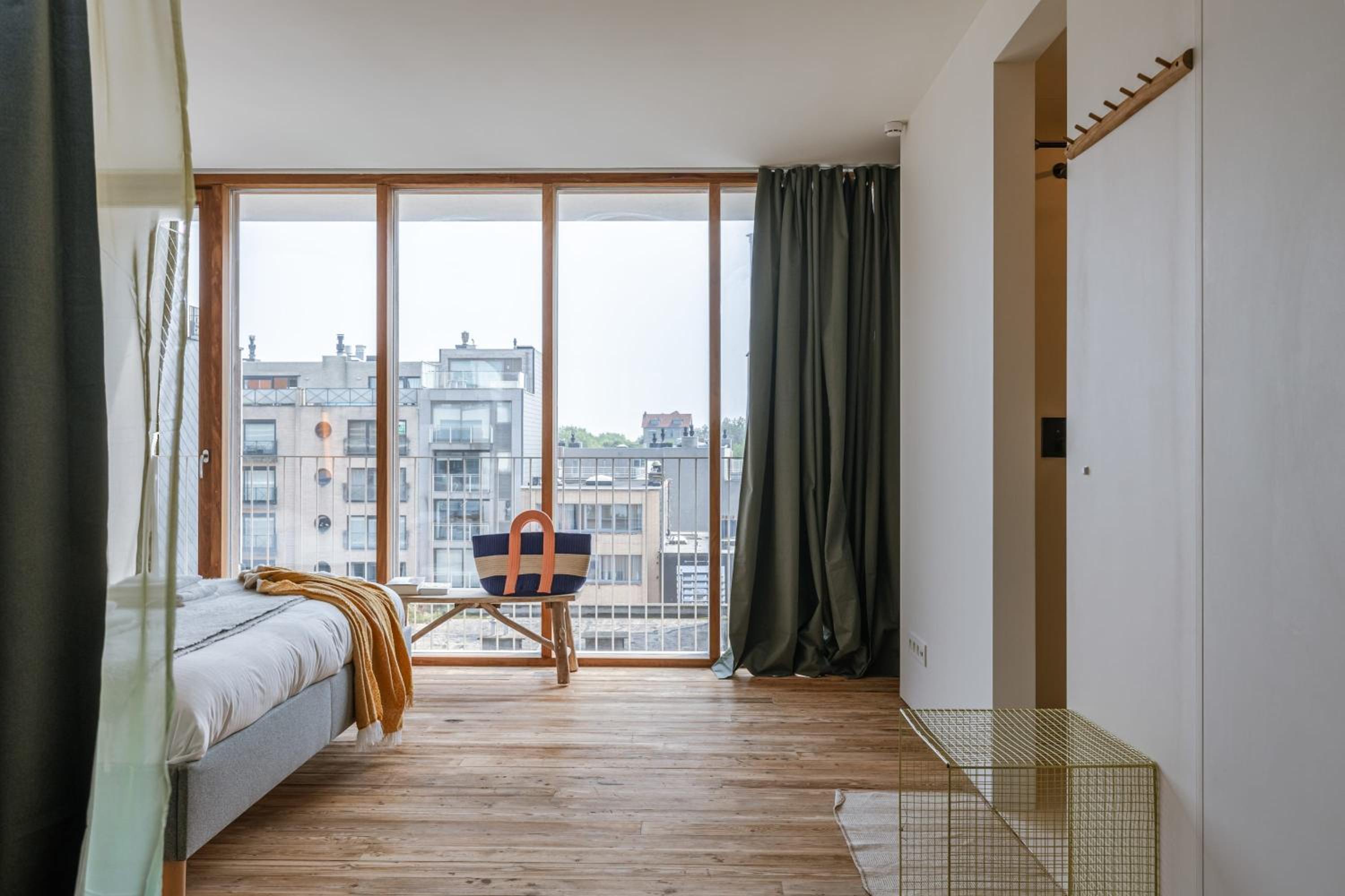 Triplex apartment with terraces and sea view