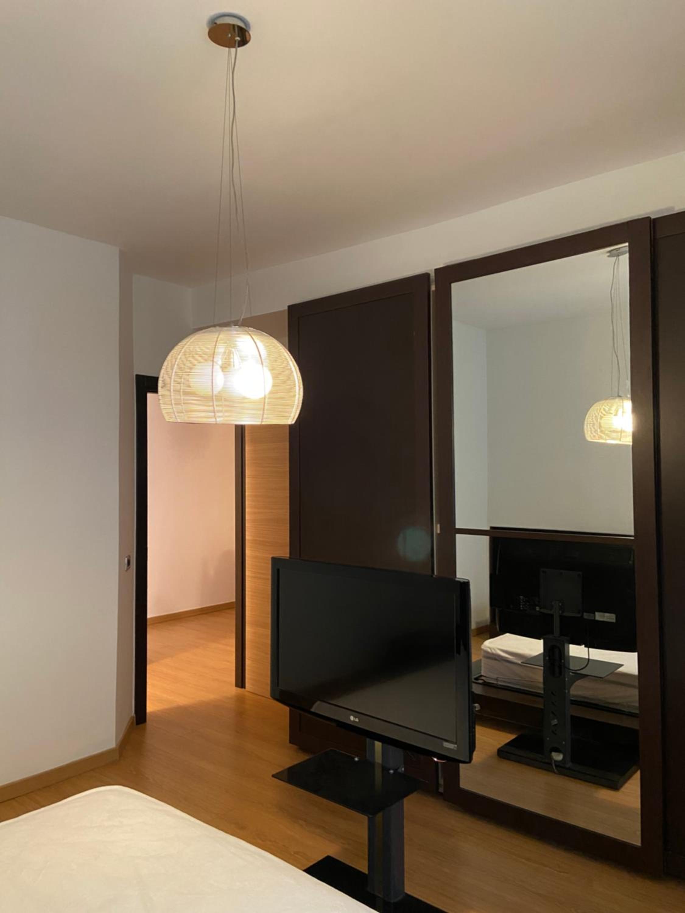 Lovely Seaview Apartment Saranda - 70m from Beach