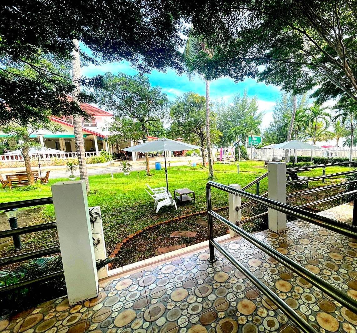 Baan Golden Resort & Residences