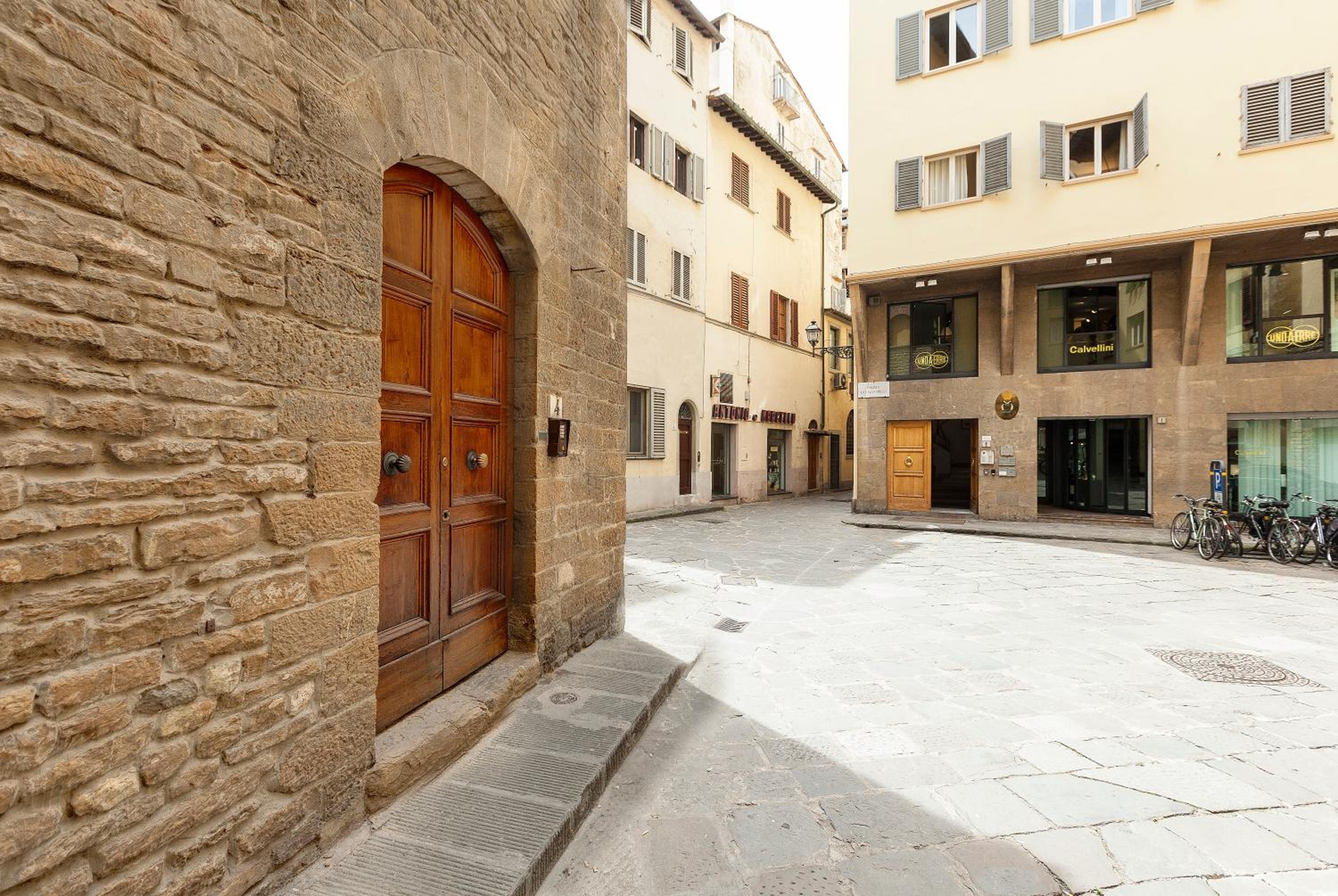 Salterelli Apartments by Mamo Florence