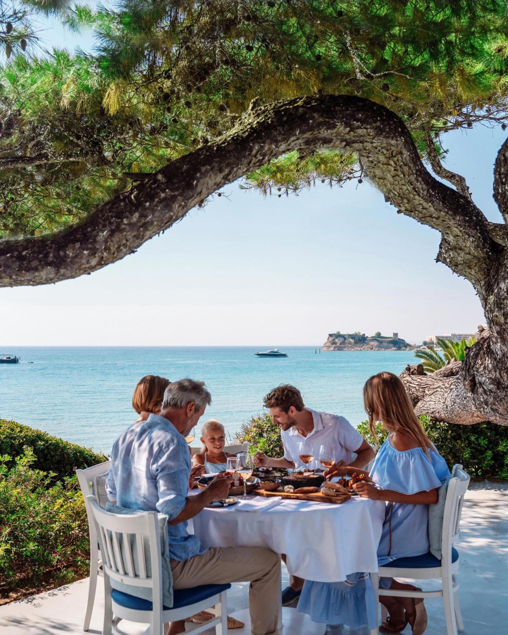 Sani Club