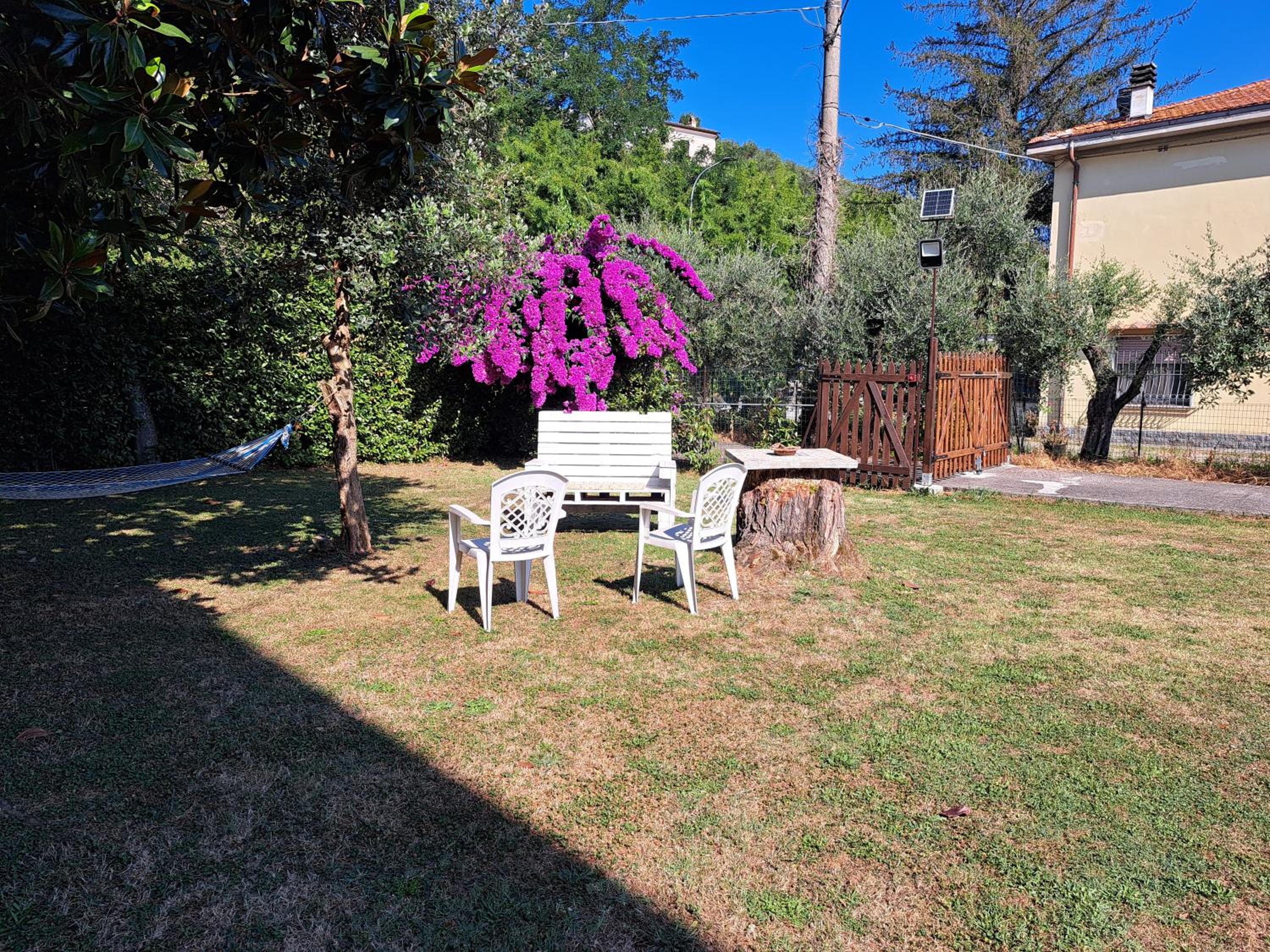 Casa Vacanze “Bouganville” loc Avane Pisa view 4