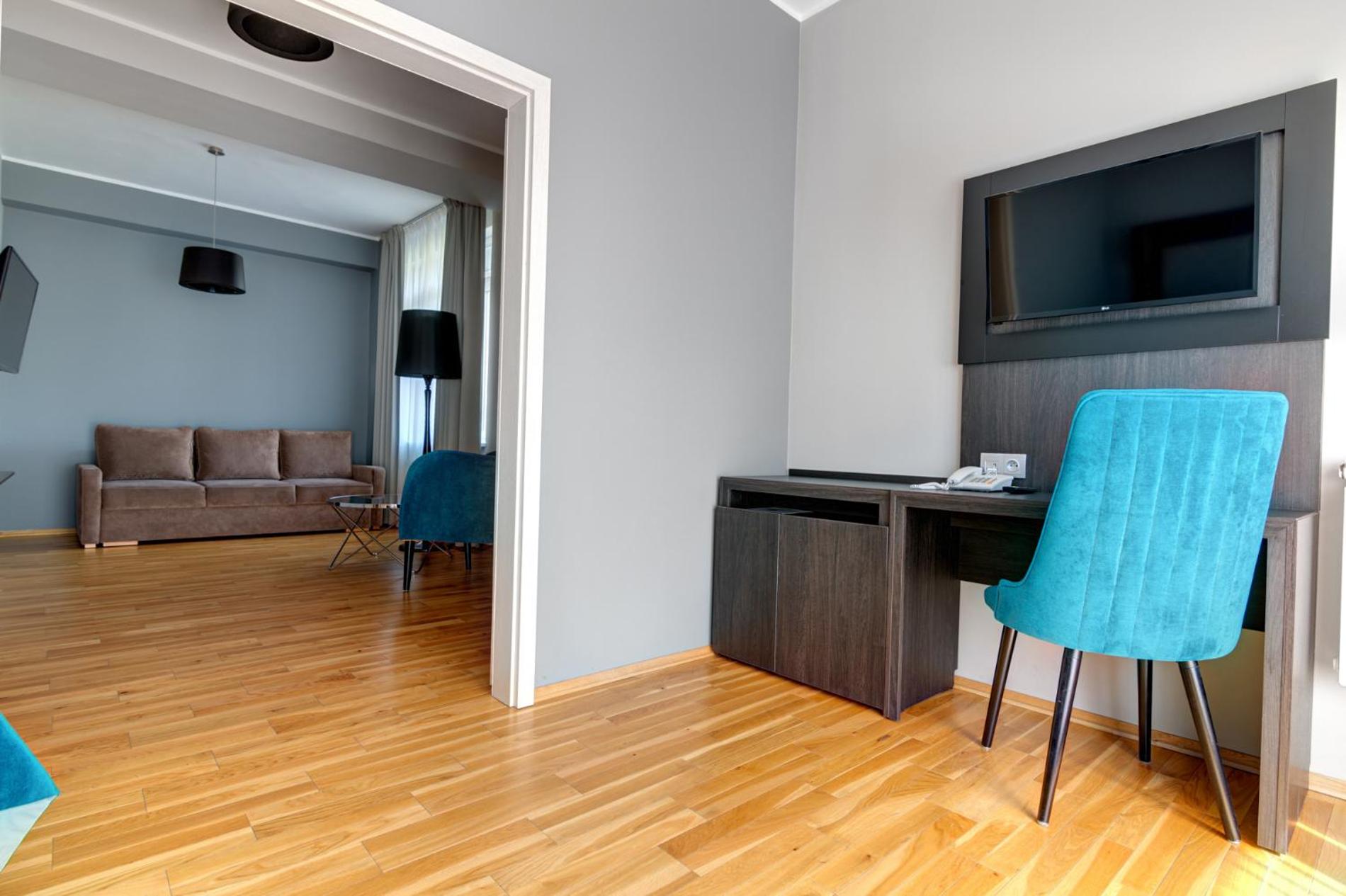 Photo 28