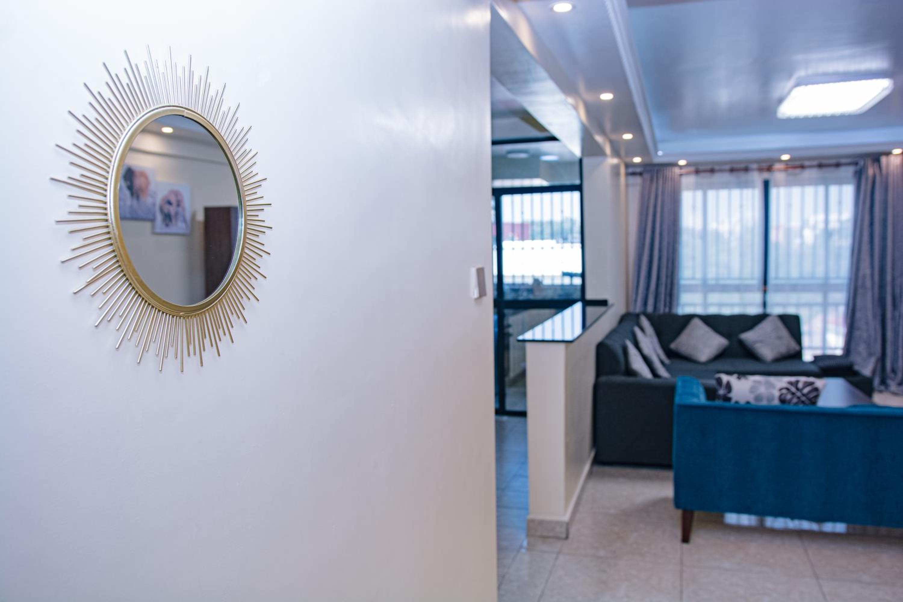 Elegant 2 BR Apartment Kileleshwa - Free Netflix, Parking, Superfast WIFI, Views of Arboretum view 5