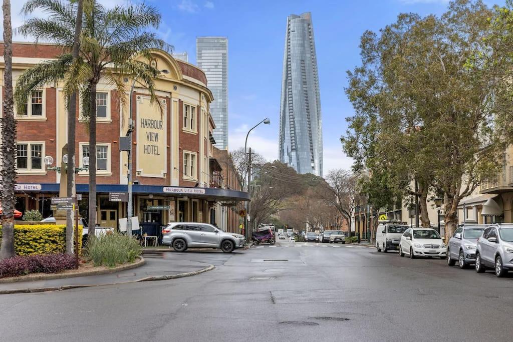 Luxury harbourside living with rich historic charm