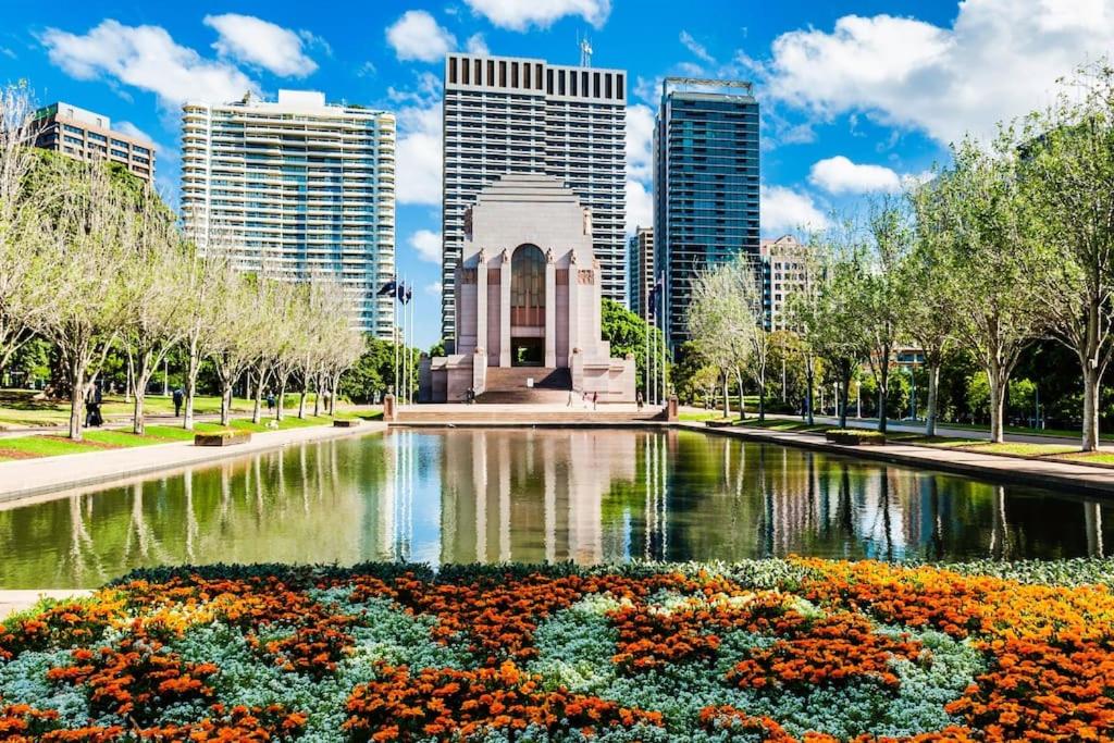Luxury harbourside living with rich historic charm
