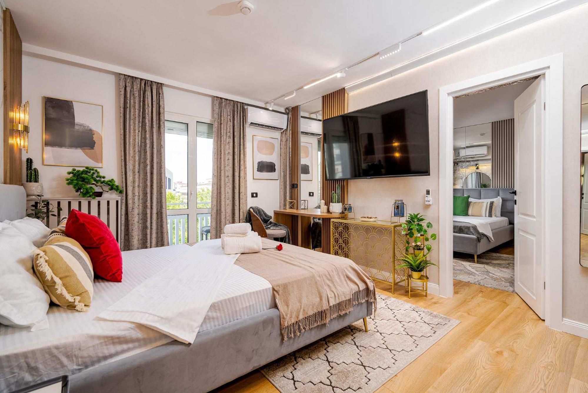 Romana Vibe Elegance In the Heart Of The City view 2