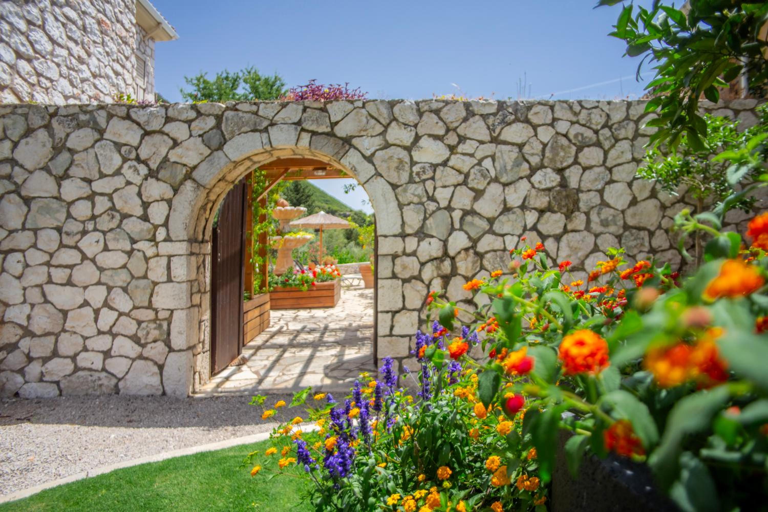Arapaki Secret Garden, Ground Floor Deluxe Suite, Private Pool, Sauna, Sea View view 2