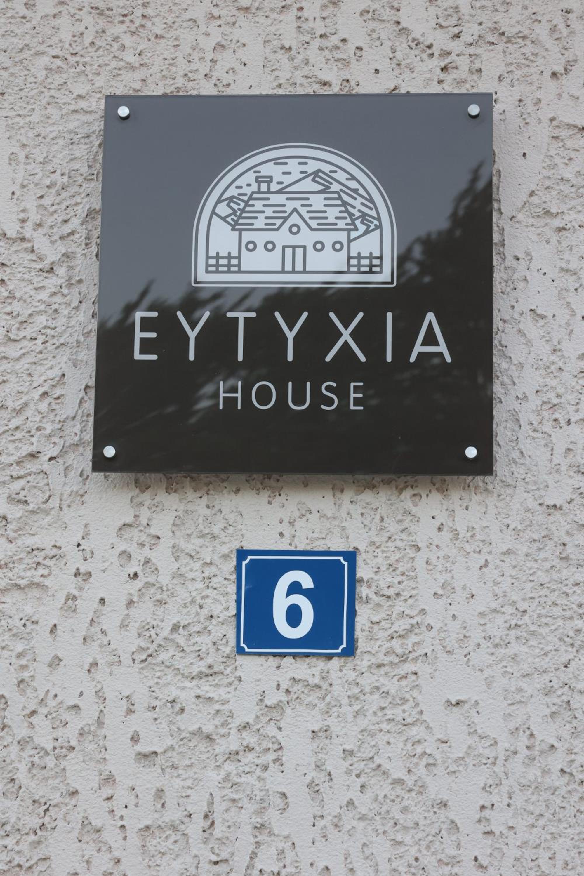 Eytyxia house
