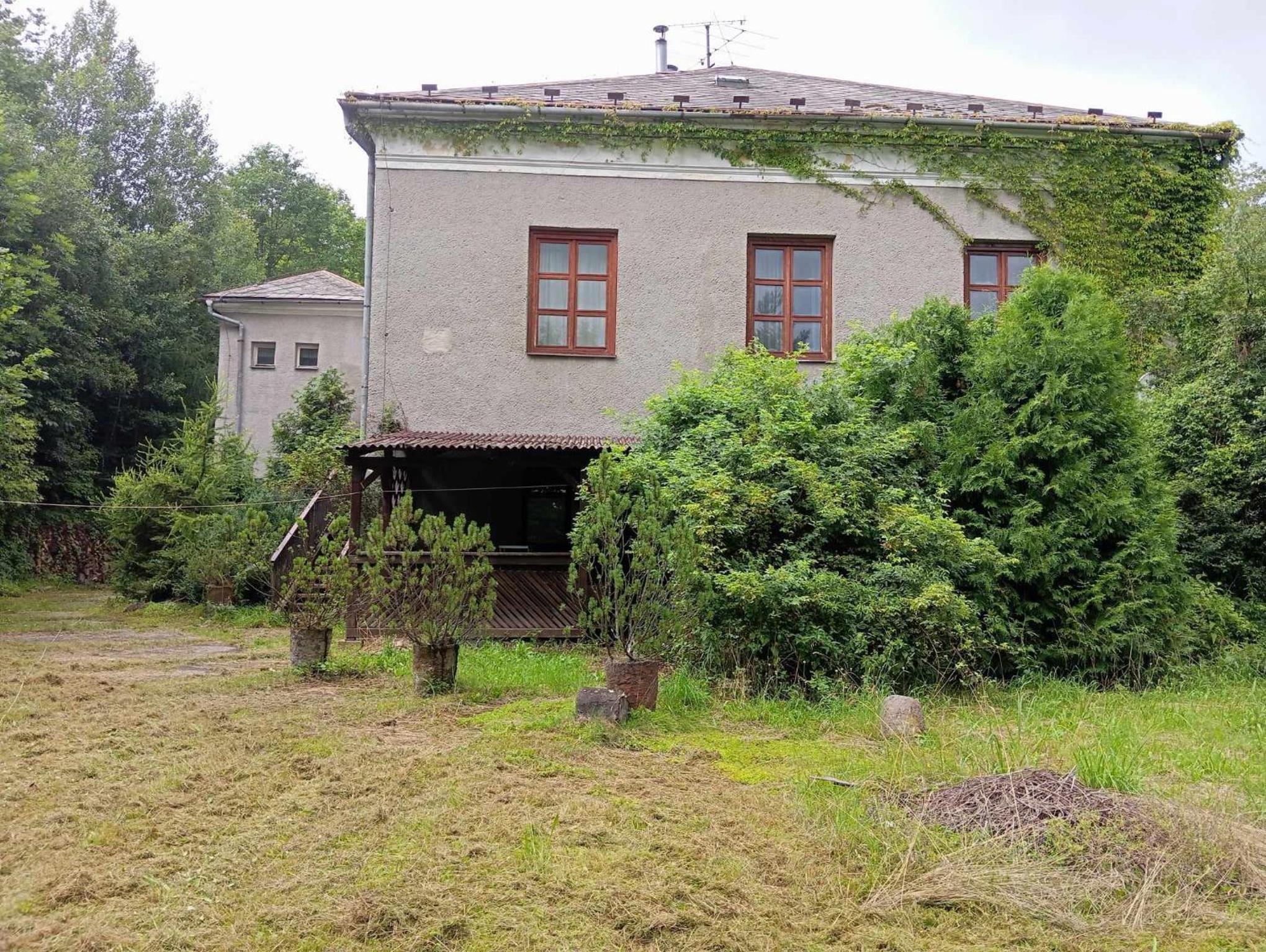 Stará škola - třílůžkový pokoj v pohodlí a klidu