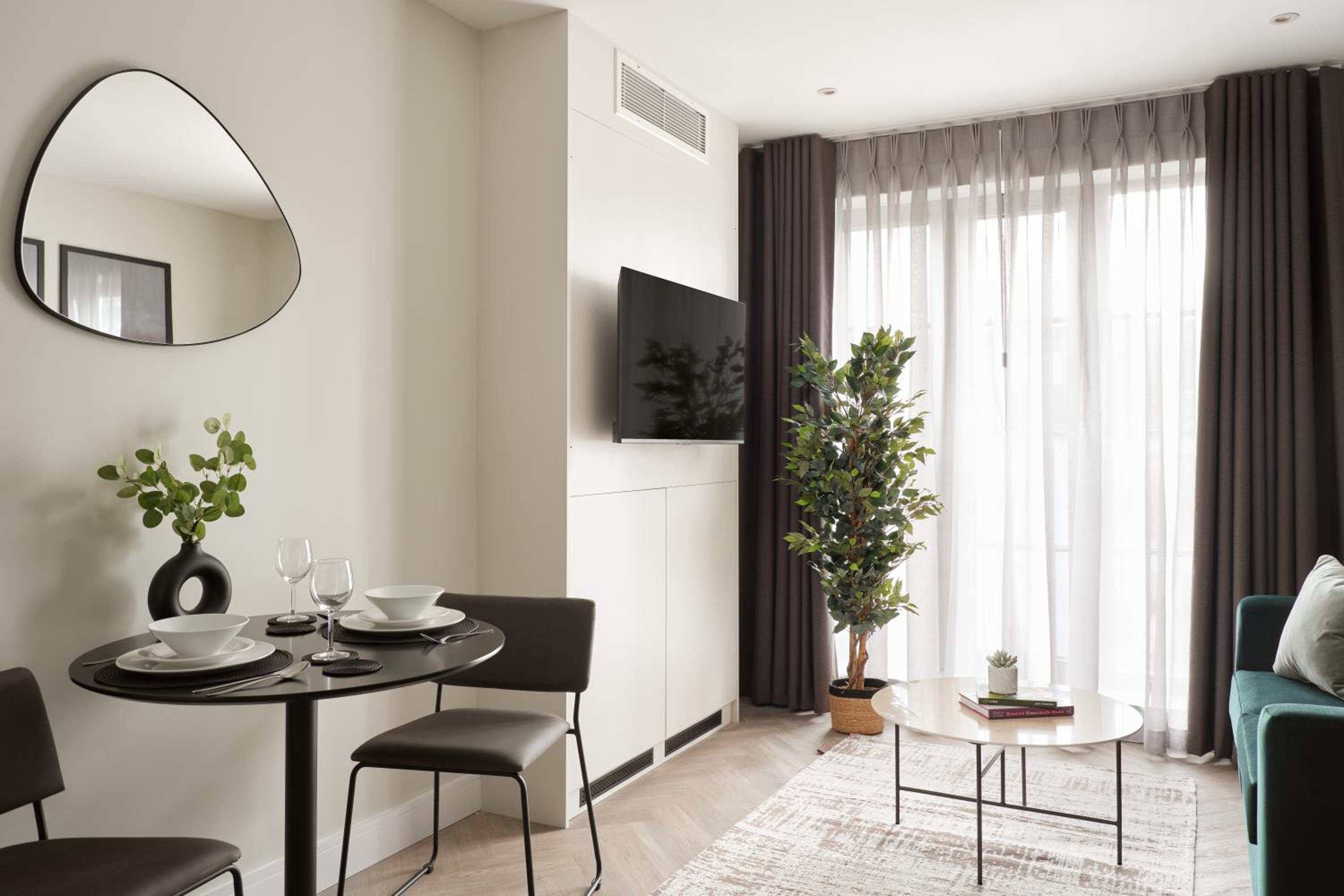 London City East by Viridian Apartments