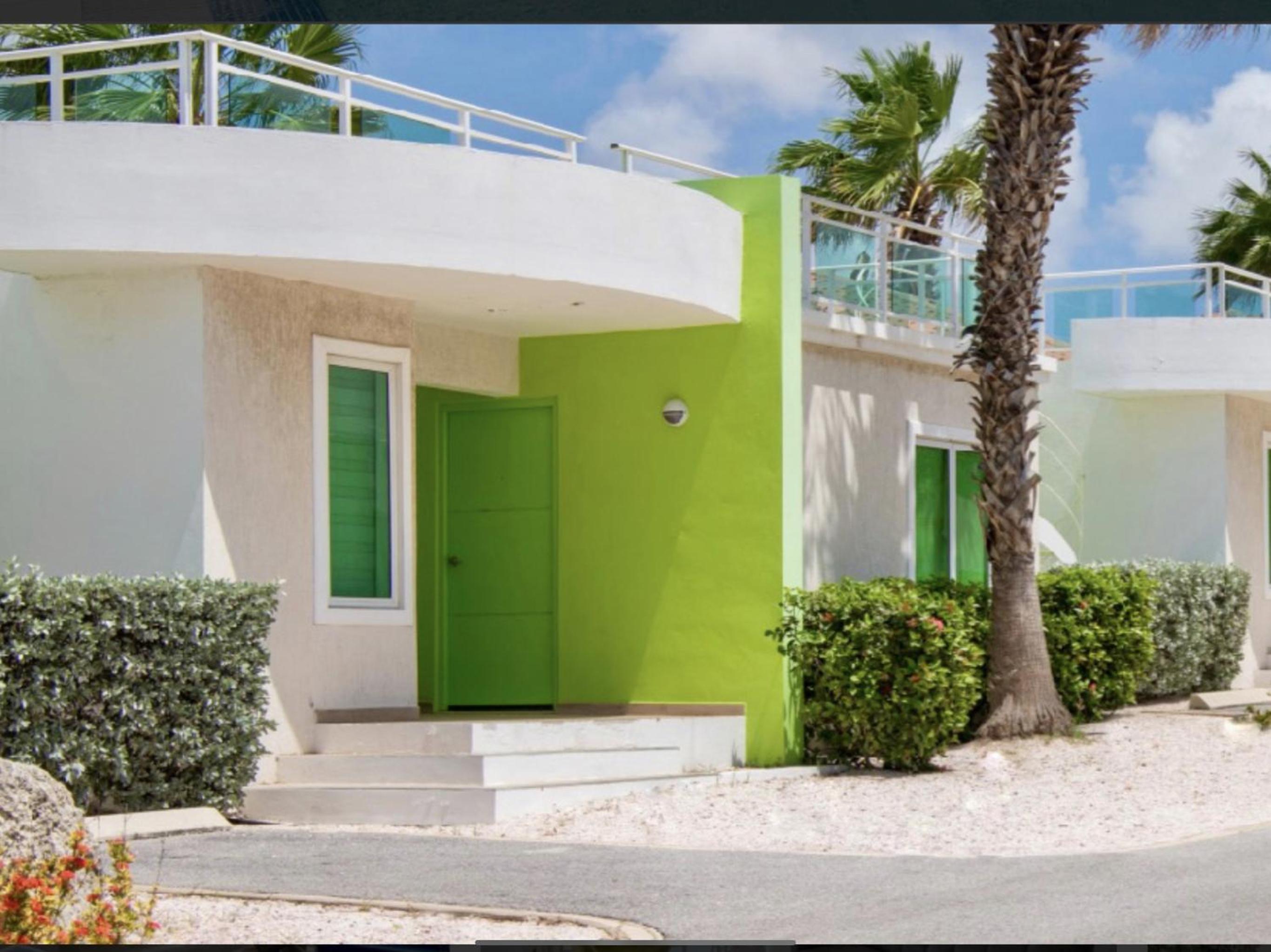 Prachtige bungalow / schitterend uniek uitzicht over baai en oceaan