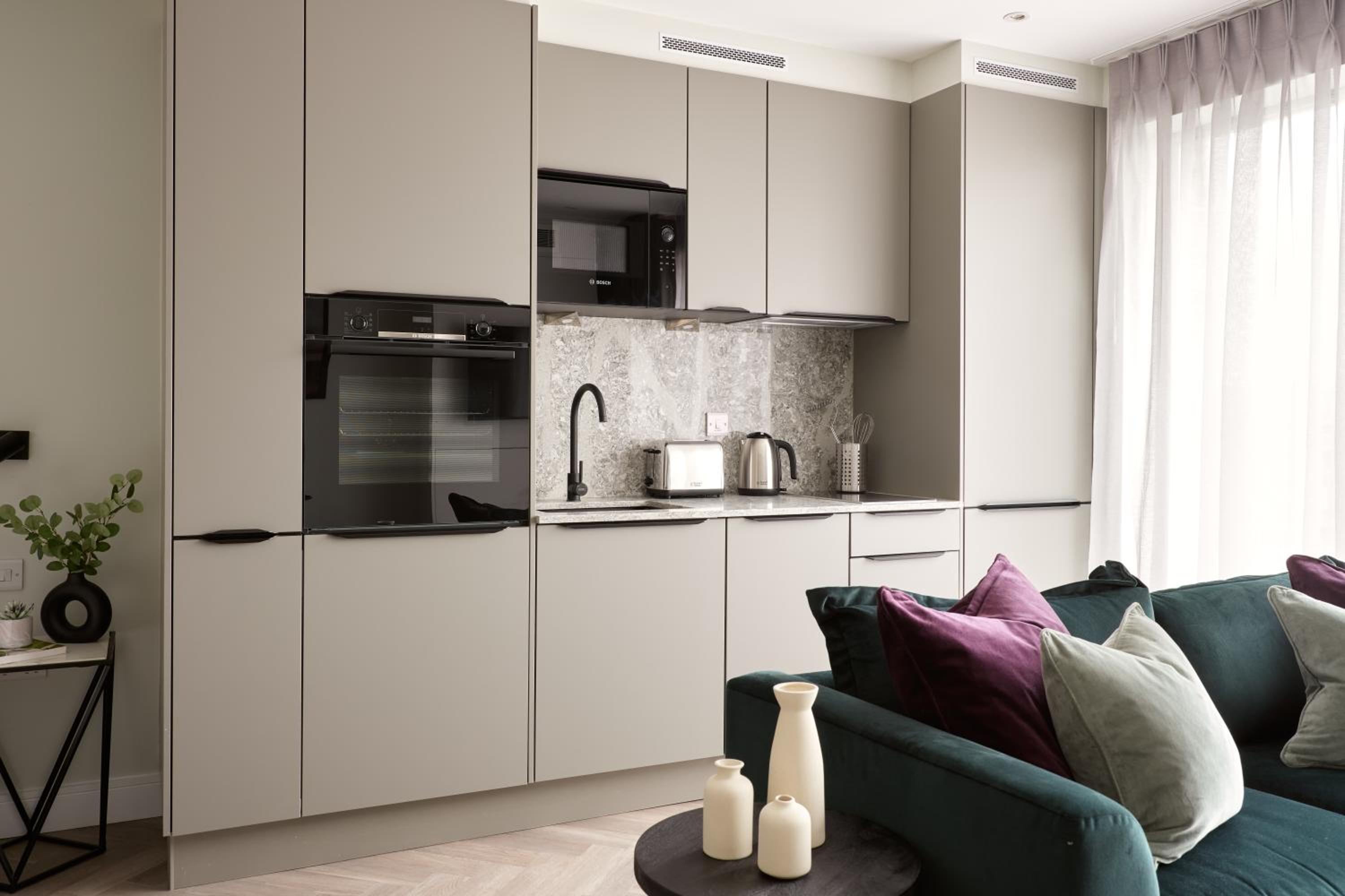 London City East by Viridian Apartments