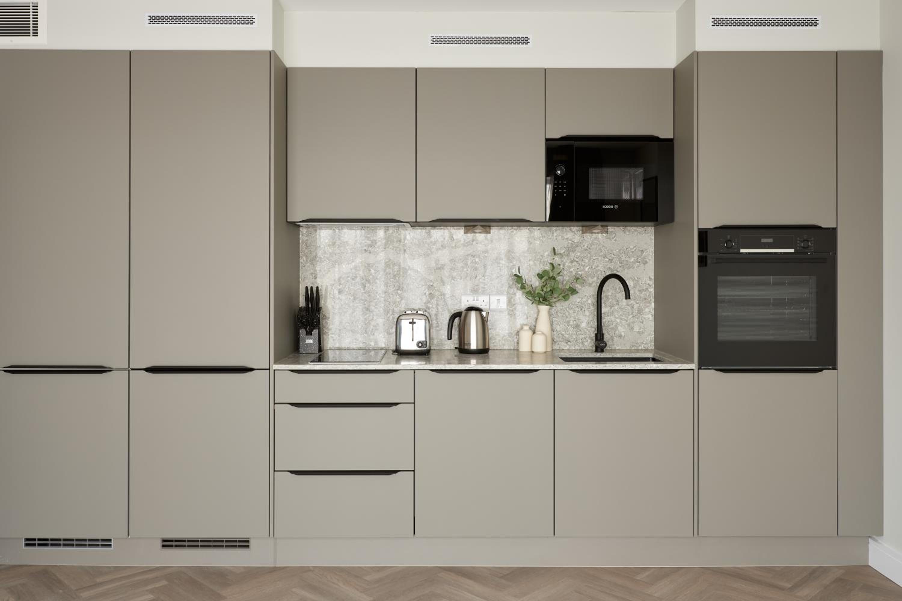 London City East by Viridian Apartments
